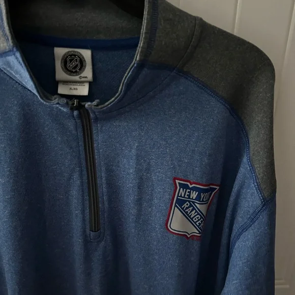 EUC RANGERS Blue and Gray New York Quarter-Zip Pullover W/Long Sleeves Collar - Picture 2 of 9